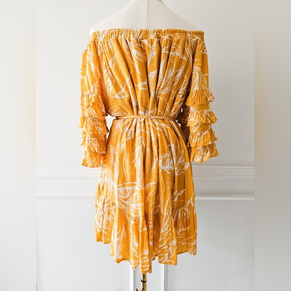 Vici Dolls - off shoulder ruffle dress - Picture 6 of 6